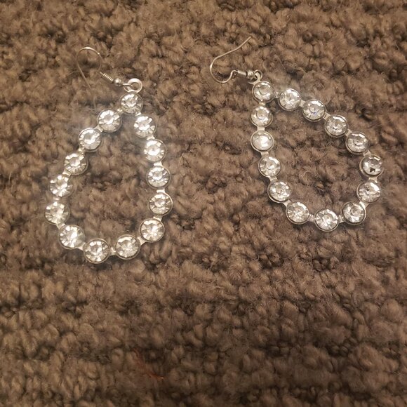 Teardrop Earrings - Picture 1 of 1